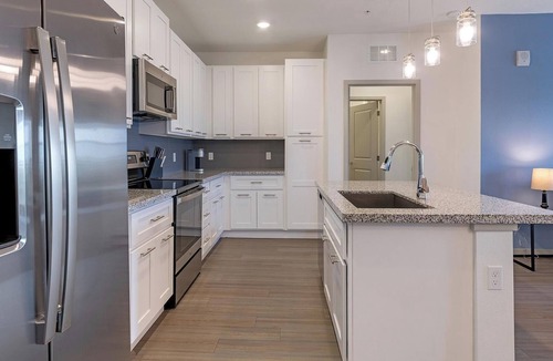 Apopka Apartment | Landing | Spectacular 2BD, Clubhouse, Gym