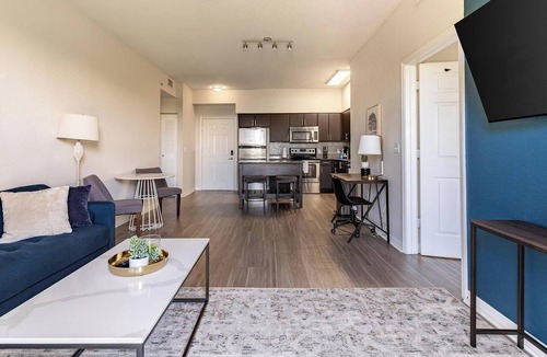 Miramar Apartment | Landing | Spectacular 2BD, Clubhouse, Gym