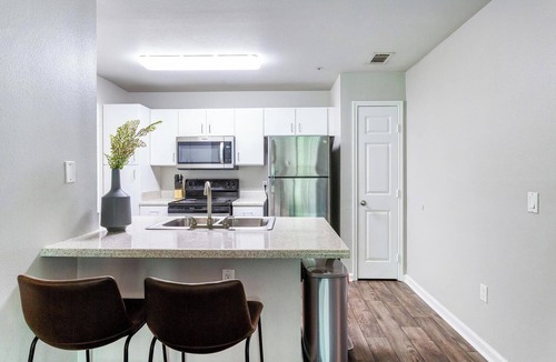 Tallahassee Apartment | Landing | Spectacular 2BD, Gym, Game Room