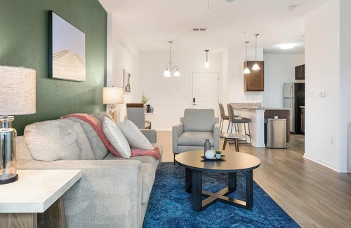 Apopka Apartment | Landing | Stunning 1BD, Gym, Clubhouse