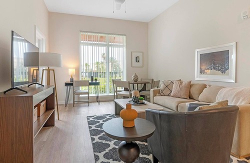 Florida Center Apartment | Landing | Stunning 2BD, Gym, Game Room