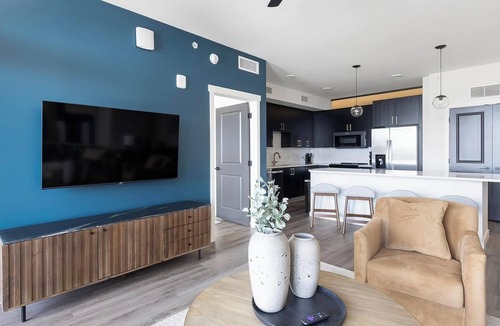 St. Petersburg - Clearwater Apartment | Landing | Stunning 2BD, Gym