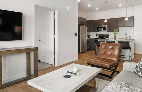 Tarpon Springs Apartment | Landing | Stunning 2BD, Clubhouse