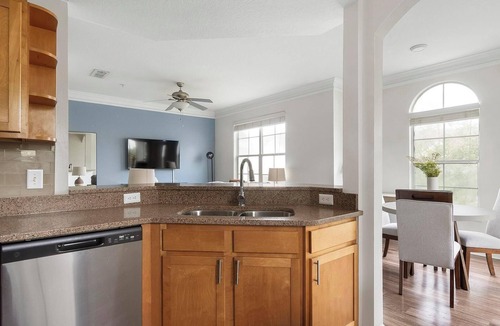 Southside Apartment | Landing | Stylish 1BD, Yoga Studio