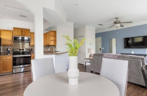 Southside Apartment | Landing | Stylish 1BD, Yoga Studio