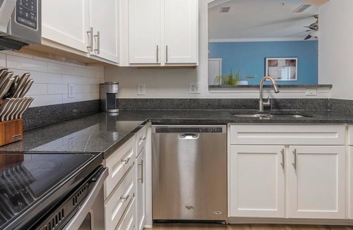 Southside Apartment | Landing | Stylish 1BD, Clubhouse, Game Room