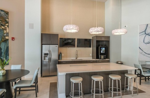 Fairvilla Apartment | Landing | Stylish 1BD, Clubhouse, Gym