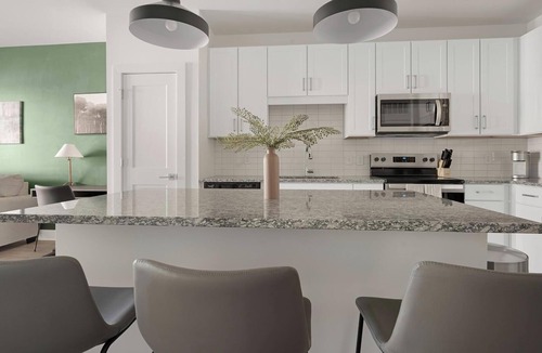 Laurel Apartment | Landing | Stylish 1BD, Clubhouse, Gym