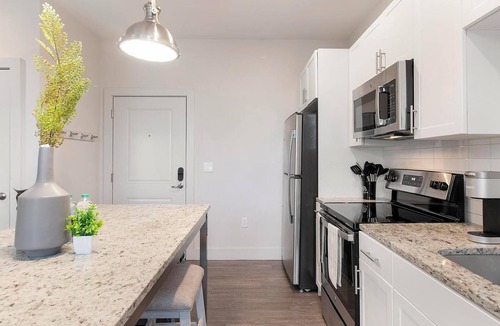 Florida Center Apartment | Landing | Stylish 1BD, Game Room, Gym