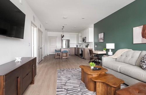 Highpoint Apartment | Landing | Stylish 1BD, Game Room, Pool
