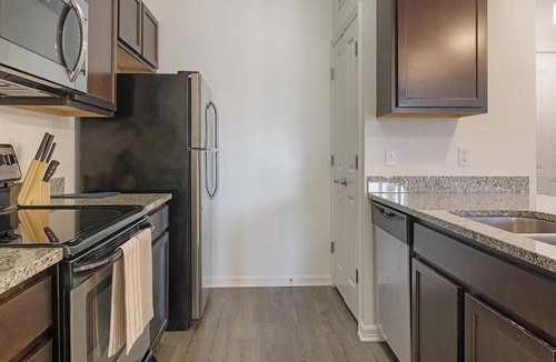 Apopka Apartment | Landing | Stylish 1BD, Gym, Clubhouse