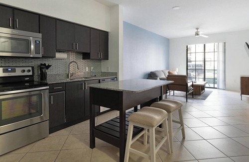 Miramar Apartment | Landing | Stylish 1BD, Gym, Clubhouse