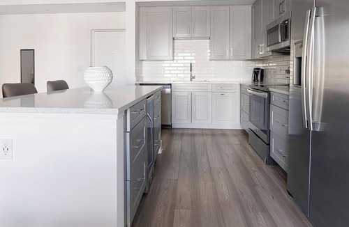 Fort Myers River District Apartment | Landing | Stylish 1BD, Game Room, Yoga Studio