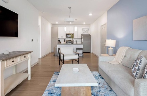 Lake Wales Apartment | Landing | Stylish 1BD, Game Room