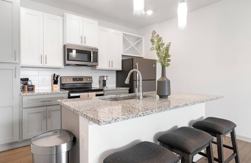 Lake Wales Apartment | Landing | Stylish 1BD, Game Room