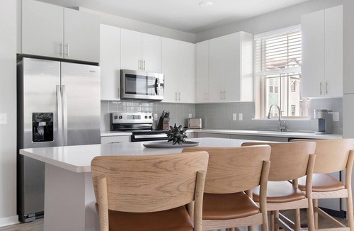Wimauma Apartment | Landing | Stylish 2BD, Clubhouse, Gym