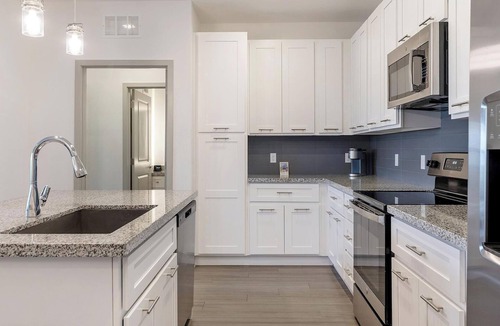 Apopka Apartment | Landing | Stylish 2BD, Clubhouse, Gym