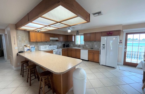 Summerland Key House | Large 5 Bedroom Canal Home in Summerland Key, FL with Pool