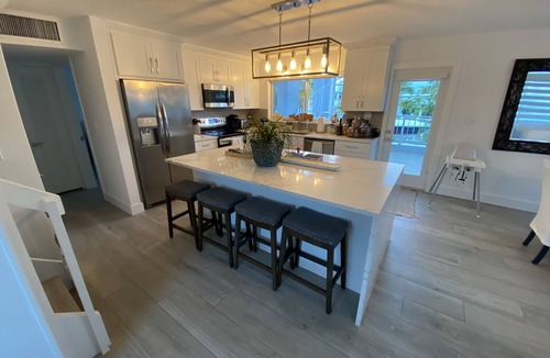 Tavernier House | Large Canal Front Family home in the heart of Islamorada