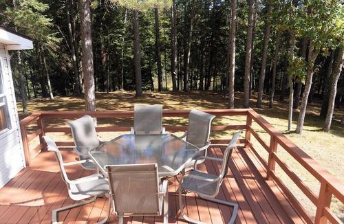 Luzerne Cabin | Large Creekside Cabin in the Huron National Forest - outdoor recreation mecca