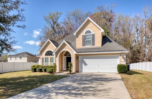 Pooler House | Large private 4 BR home near SAV airport with TV in every bedroom