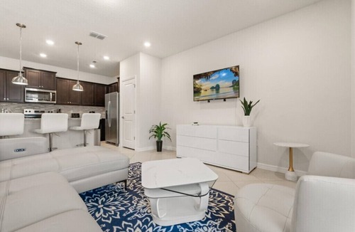 Four Corners House | Last Minute Disney Getaway! Luxury Townhouse with Private Pool. Book Now! #155733