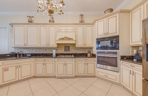 West Kissimmee Villa | Last Minute Disney! Private Pool, Hot Tub, Game Room & Themed Bedrooms. Book Now! #1