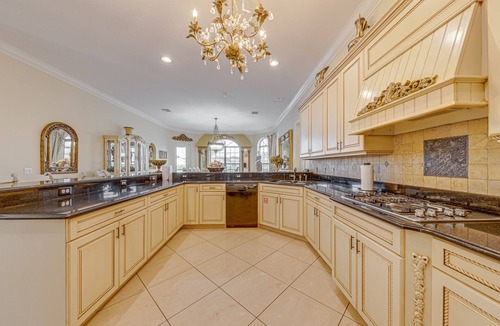 West Kissimmee Villa | Last Minute Disney! Private Pool, Hot Tub, Game Room & Themed Bedrooms. Book Now! #1