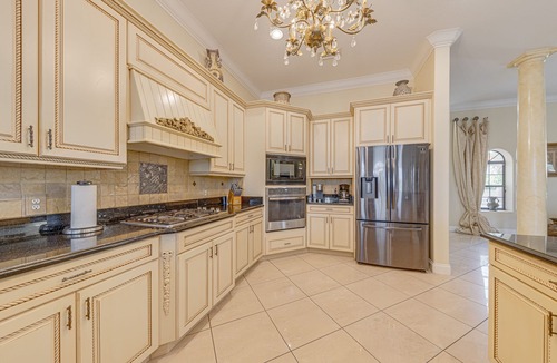 West Kissimmee Villa | Last Minute Disney! Private Pool, Hot Tub, Game Room & Themed Bedrooms. Book Now! #1