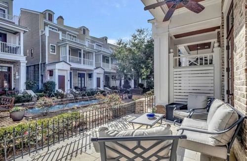 Baytowne Wharf House | Lavish Le Jardin Townhome in Baytowne Wharf- Pet Friendly!