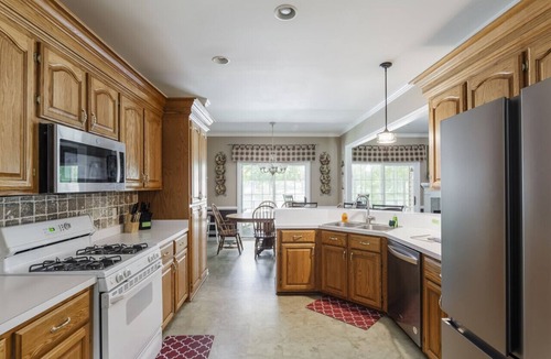 Leesville House | Lazy Days on Lakeshore - Private Dock, Kayaks SUP, Firepit and more
