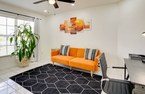 Lehigh Acres House | Lehigh Acres Home w/ Screened Porch & Lake View!