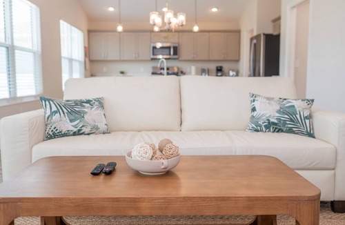 Sumter County House | LifeStyle ID's, 5 minutes to EastPort!