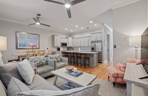 Santa Rosa Beach Villa | Littlemiss Sunshine|Pet Friendly|Walk to the Beach|Santa Rosa Beach