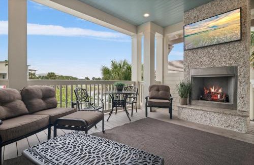 Holiday Isle House | Living The Dream At Destin Pointe Resort