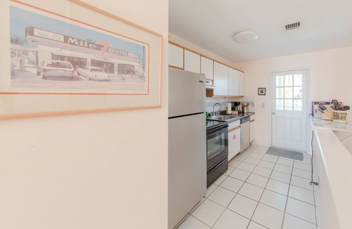 Truman Annex Condo | Location, Location, Location! Downtown Key West - Truman Annex!