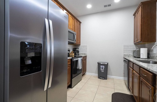 Florida Central Atlantic Coast Apartment | Location,Location,Orlando3bdr 2bthl,Resort near all parks, Conv.Ctr, Int. Dr