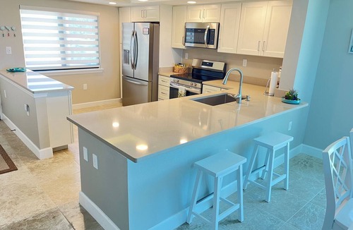 Sanibel Condo | LOGGERHEAD CAY 501🌴Direct Gulf Front🏖️Sanibel Escape🏝️ Queen & Twin in spare room