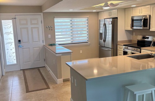 Sanibel Condo | LOGGERHEAD CAY 501🌴Direct Gulf Front🏖️Sanibel Escape🏝️ Queen & Twin in spare room