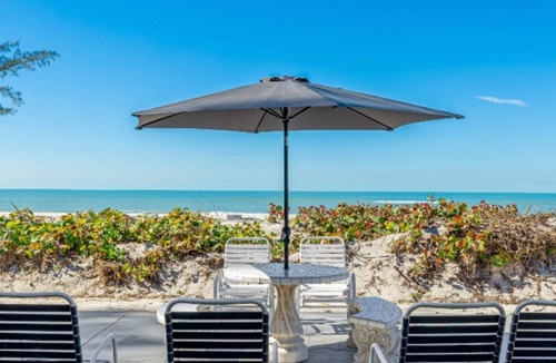 Whitney Beach Condo | Longboat Key, FL Spectacular Full OceanView Beachfront First Floor 1 Bed 1 Bath