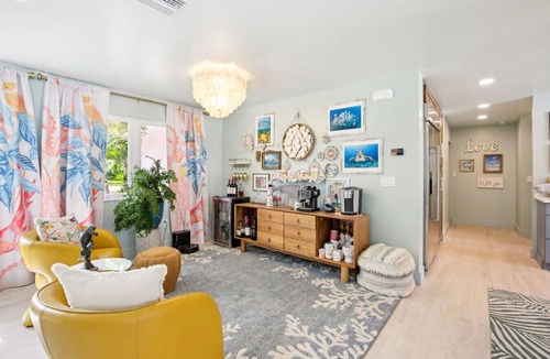 Longboat Key House | Longboat Key Waterfront: Private Heated Pool w/Soaking End & Luxury Hot Tub!