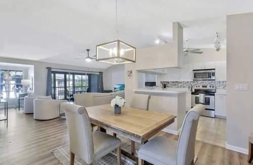 Bonita Bay Condo | Lovely 2-bedroom condo in gorgeous Bonita Springs with AC
