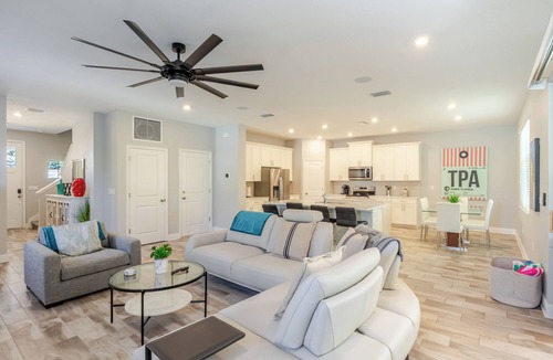 Tampa House | Lovely 4-bedroom Pool house in vibrant Tampa
