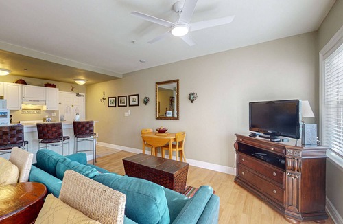 Gulf Place Apartment | Lovely condo on the Gulf of Mexico with private balcony, shared pool & tennis