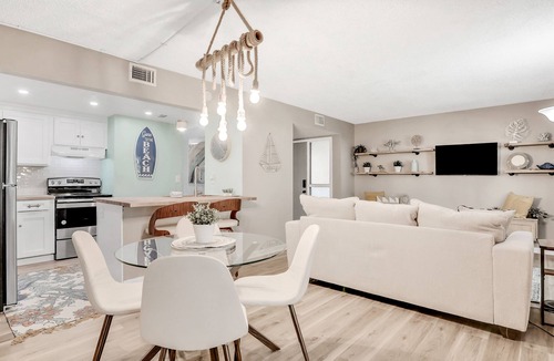 Saint Augustine Shores Condo | Lovely condo with pools, tennis, central AC, & washer/dryer - snowbird-friendly