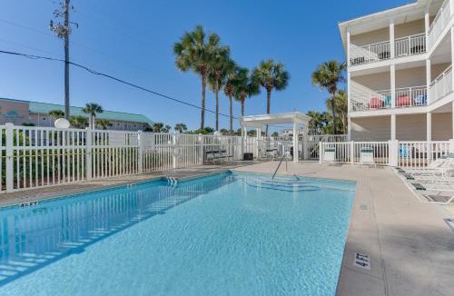 Crystal Beach House | Lovely Destin Condo w/Pool Access: Walk to Beach!