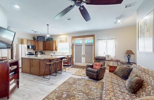 Mexico Beach House | Lovely home close to beach with patio central AC full kitchen washer&dryer