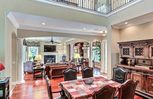 Fernandina Beach House | Lovely home for entertaining with saltwater plunge pool, spa & outdoor kitchen