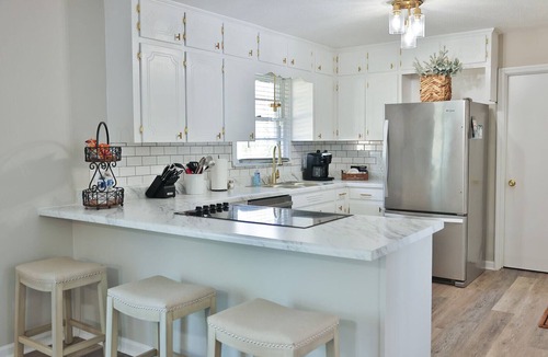 Saks House | Lovely Lindale Home w/Gameroom!