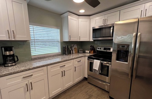 Charlotte Harbor House | ☀️Lovely, Renovated Punta Gorda Home!✨Walk to Charlotte Harbor &Sunseeker Resort☀️